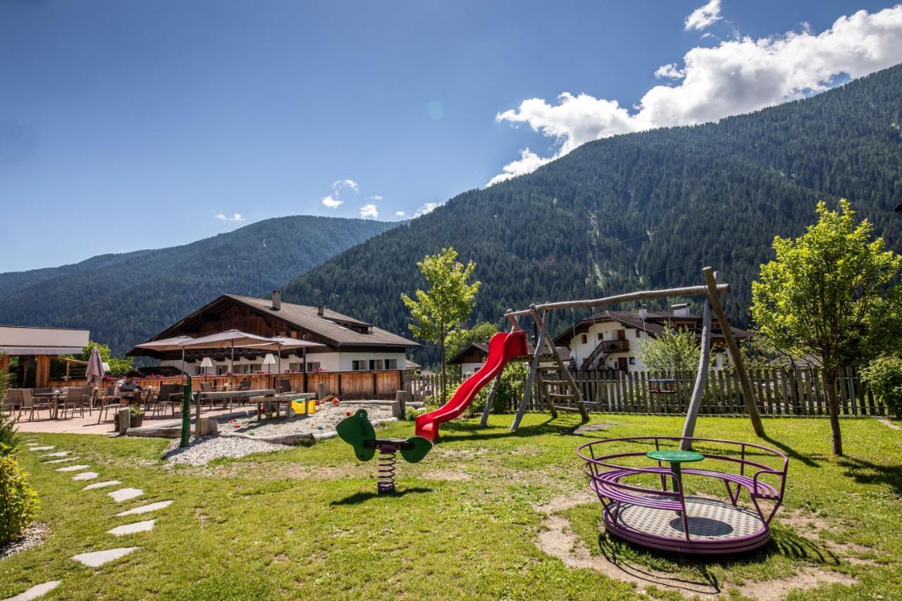 Familienhotel Viktoria Ултімо Екстер'єр фото